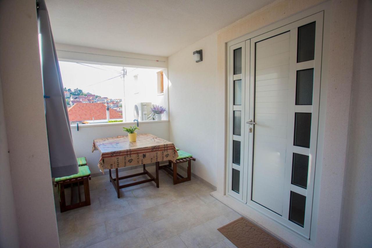 Apartments With A Parking Space Sutivan, Brac - 752 Ngoại thất bức ảnh