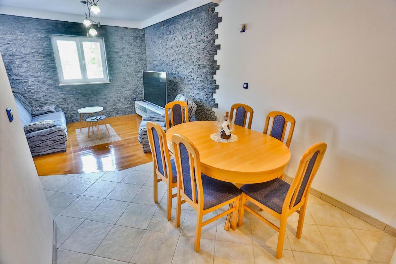 Apartments With A Parking Space Sutivan, Brac - 752 Ngoại thất bức ảnh