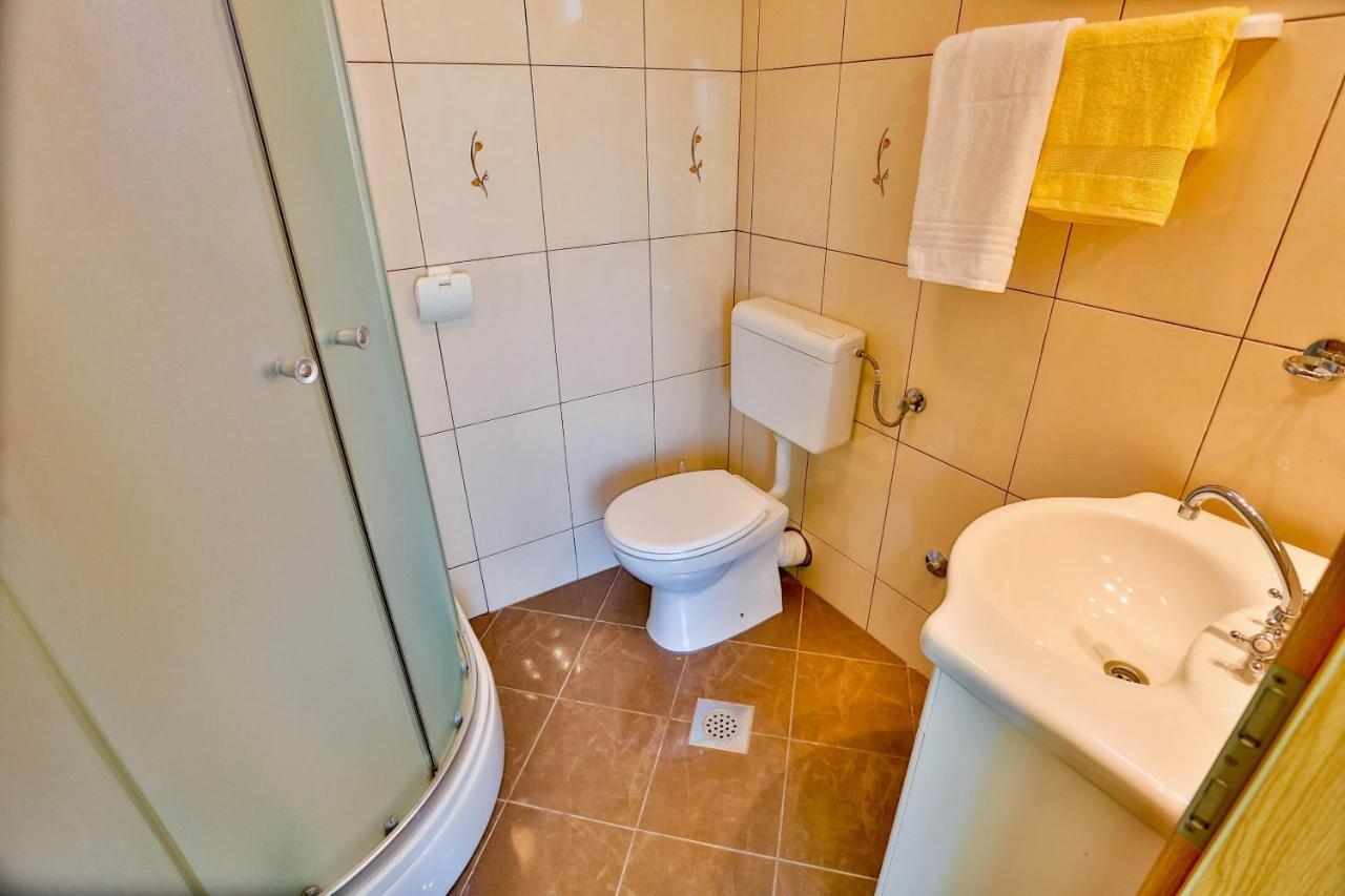 Apartments With A Parking Space Sutivan, Brac - 752 Ngoại thất bức ảnh