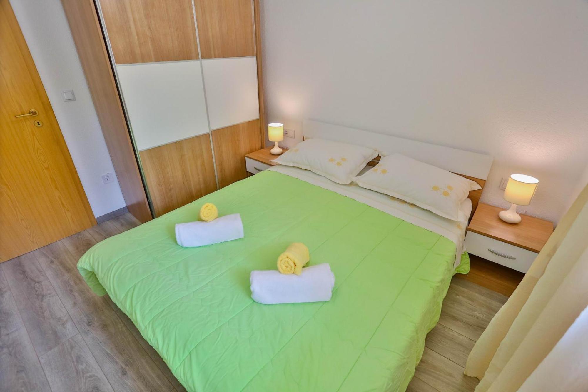 Apartments With A Parking Space Sutivan, Brac - 752 Phòng bức ảnh